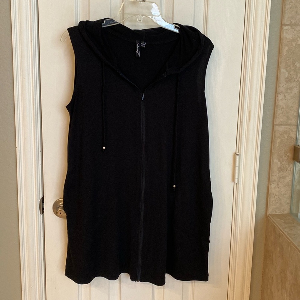 Swim suit cover up, black, size medium.